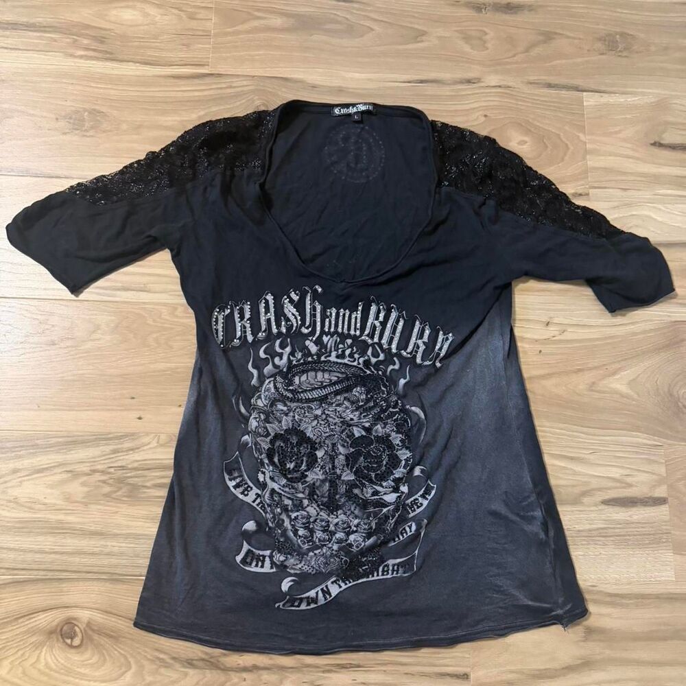 Crash & Burn Black Lace Sleeve Skull Graphic Tee Top Y2K Grunge Cyber Punk L